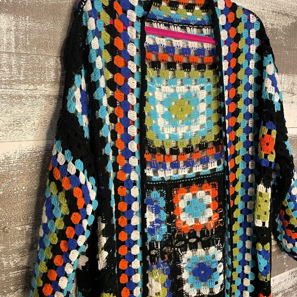 POL Granny Square Crochet - Picture 8 of 10